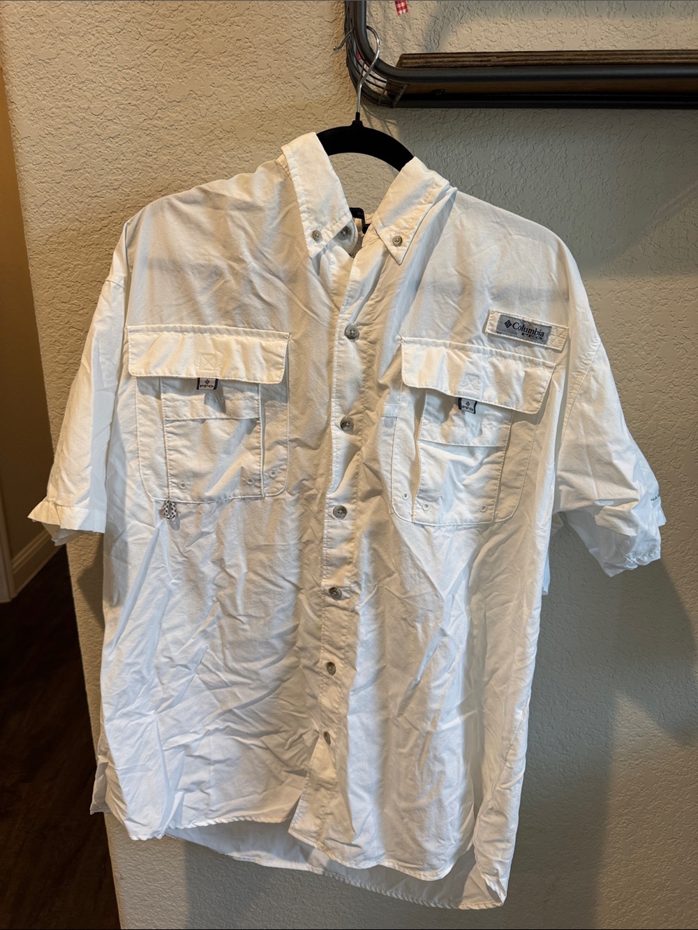Columbia Men’s Short Sleeve Button-Down Shirt - White
